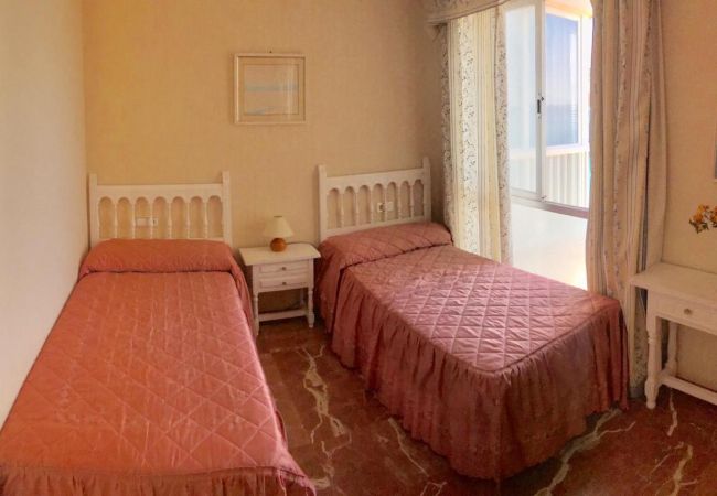 Apartamento en Benidorm - R498 LOVELY LEVANTE SEAFRONT BLUELINE Apartamento en Benidorm - R498 LOVELY LEVANTE SEAFRONT BLUELINE