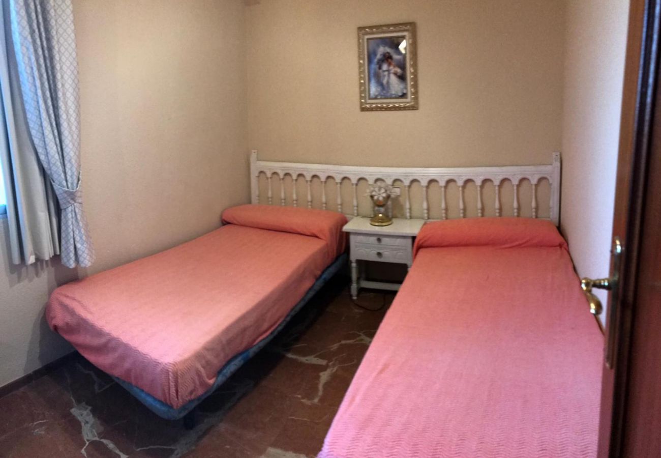 Apartamento en Benidorm - LOVELY LEVANTE SEAFRONT BLUELINE R052