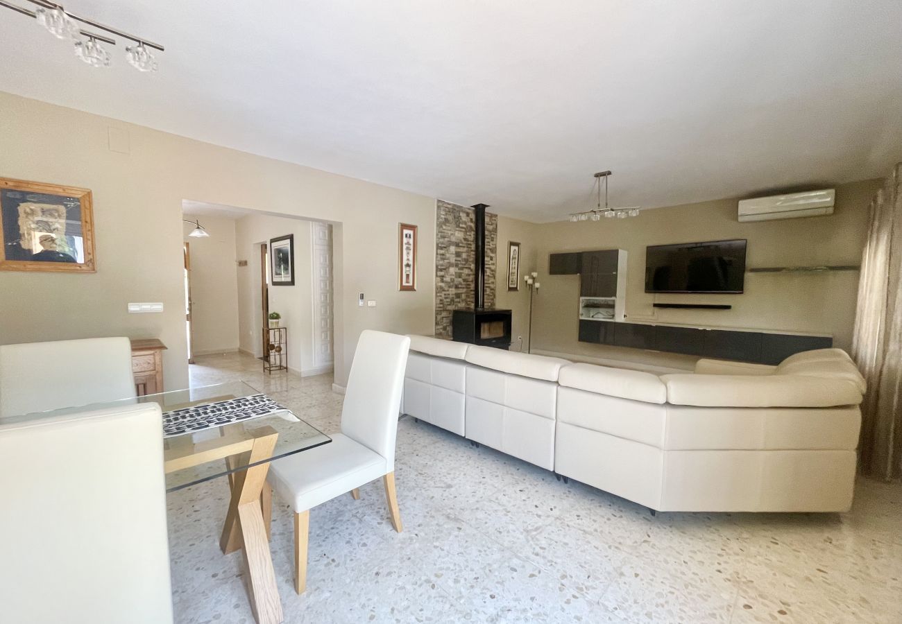 Villa en Benidorm - VILLA BENIDORM LEVANTE BEACH BLUELINE R002