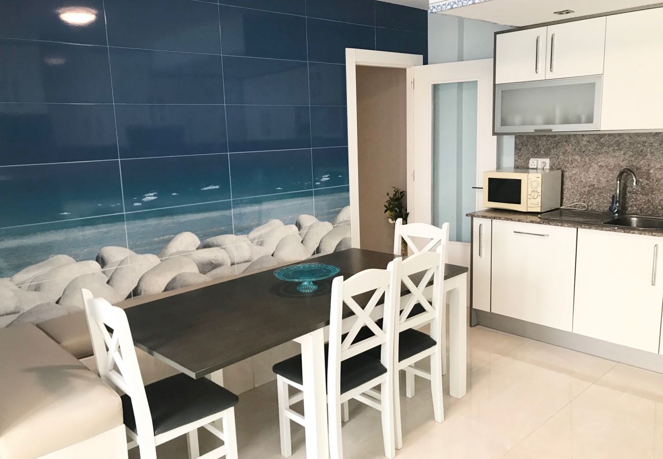 Apartamento en Benidorm - LEVANTE SEAFRONT BEACH BLUELINE R003