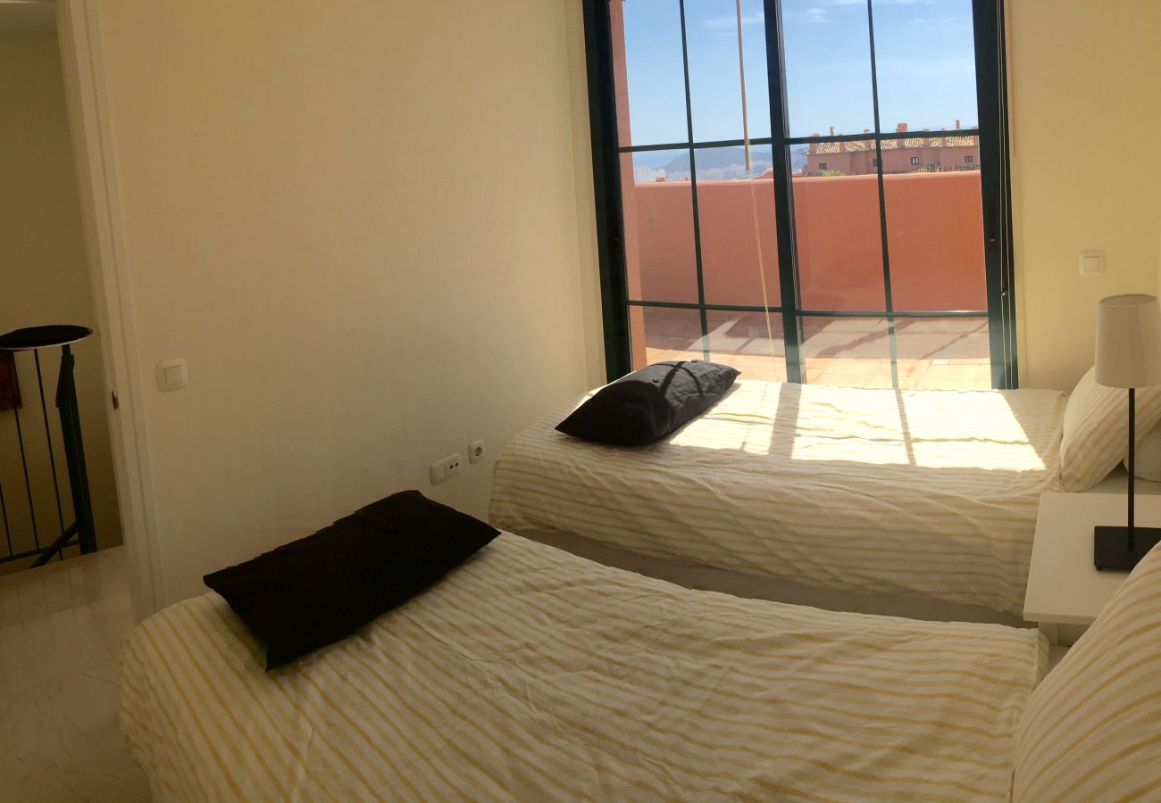 Apartamento en Finestrat - PENTHOUSE IN SIERRA CORTINA R024