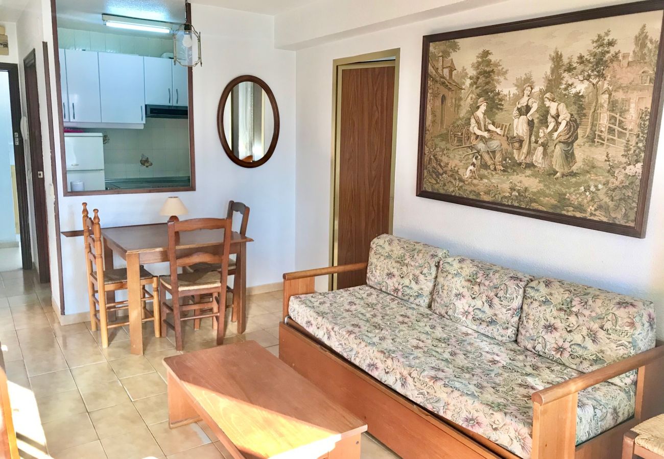 Apartamento en Benidorm - APARTMENT IN LEVANTE BEACH BENIDORM R060