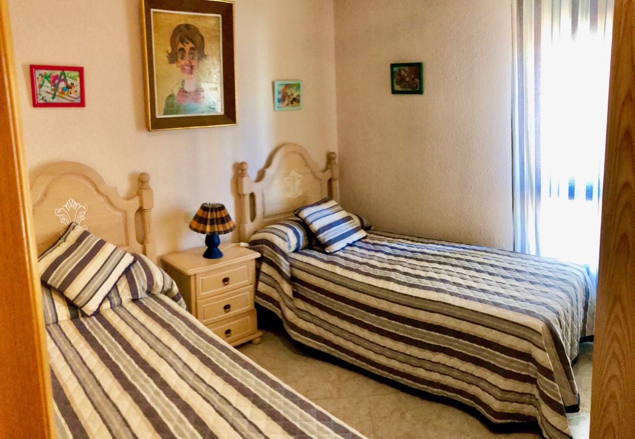 Apartamento en Benidorm - FRONT AL MAR APARTMENT R074