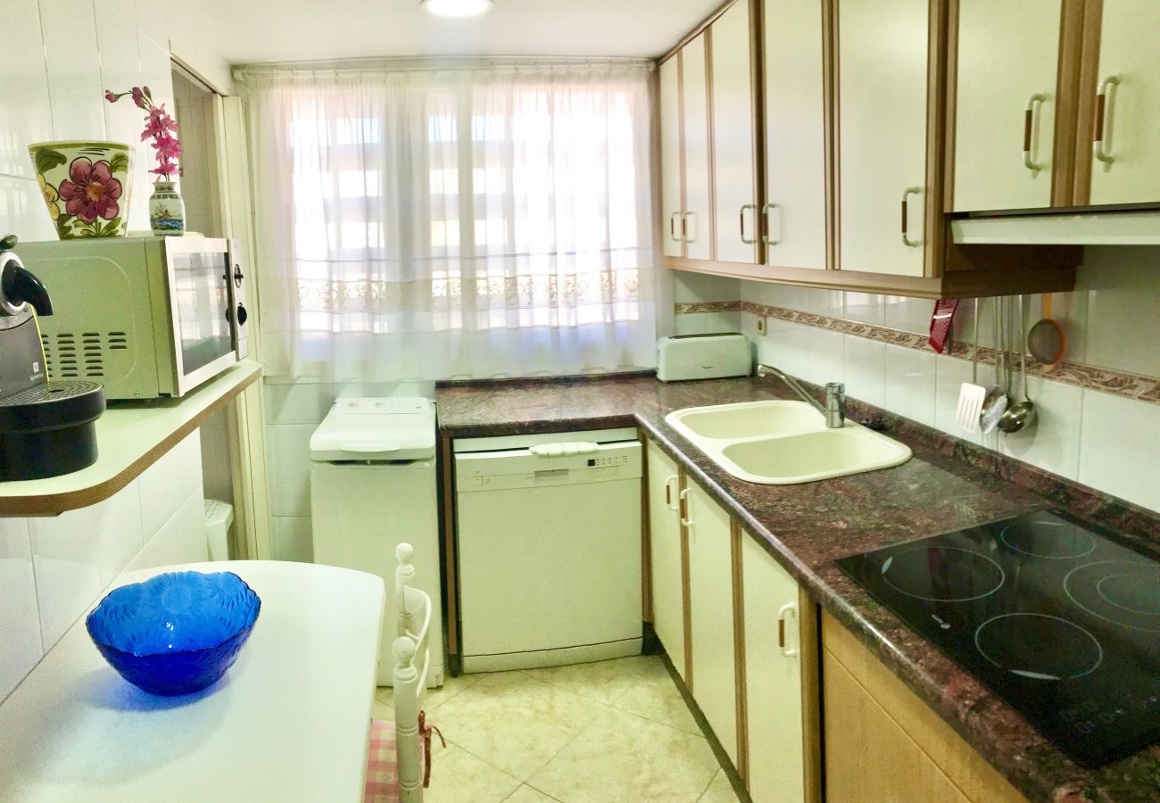 Apartamento en Benidorm - FRONT AL MAR APARTMENT R074