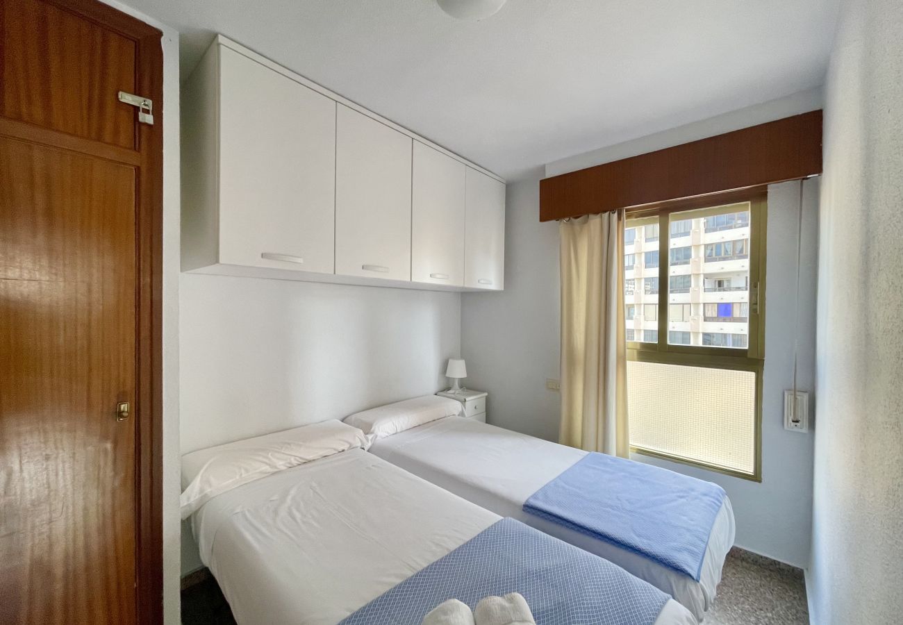 Apartamento en Benidorm - ACUARIUM 2 LEVANTE BEACH R077