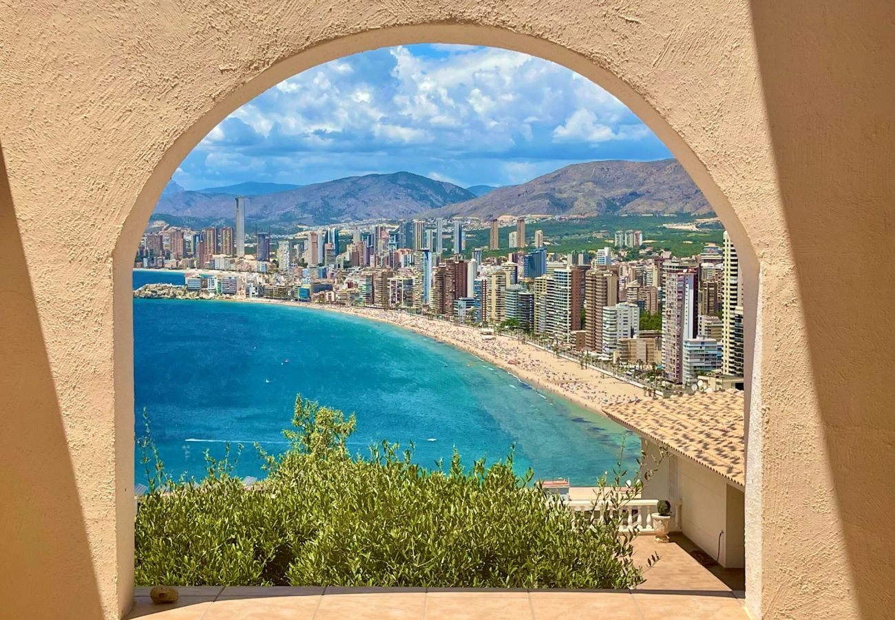 Villa en Benidorm - BENIDORM EYE VILLA R083