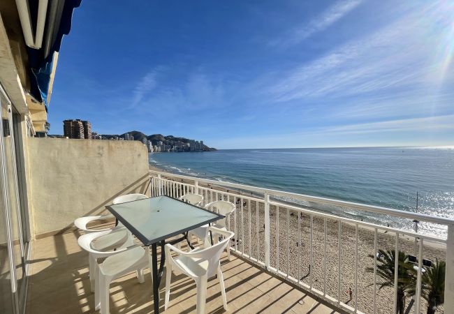 Apartamento en Benidorm - SEAFRONT OLD TOWN R104