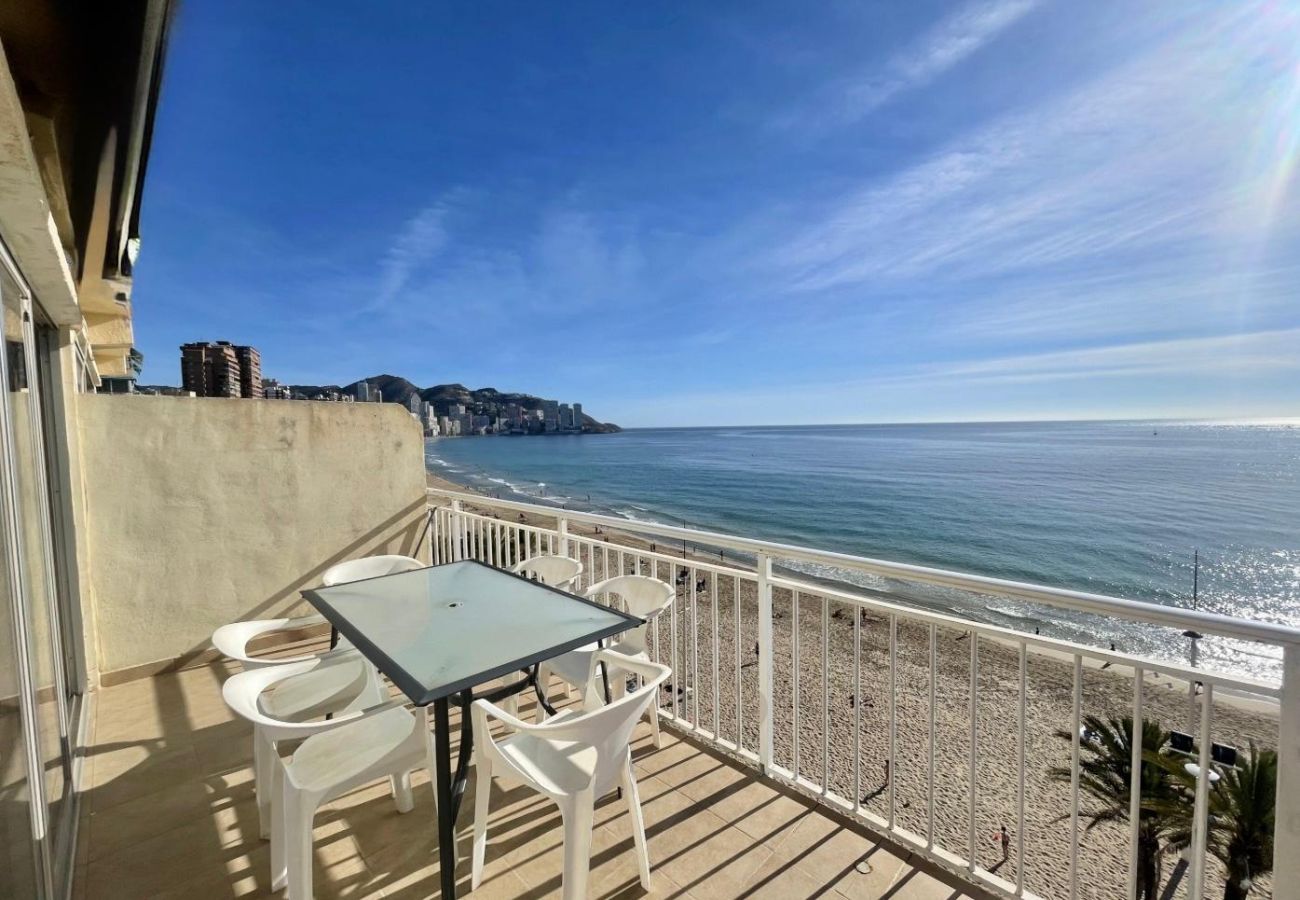 Apartamento en Benidorm - SEAFRONT OLD TOWN R104