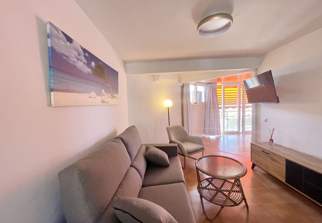 Apartamento en Benidorm - GERONA CENTER APARTMENT (R130)