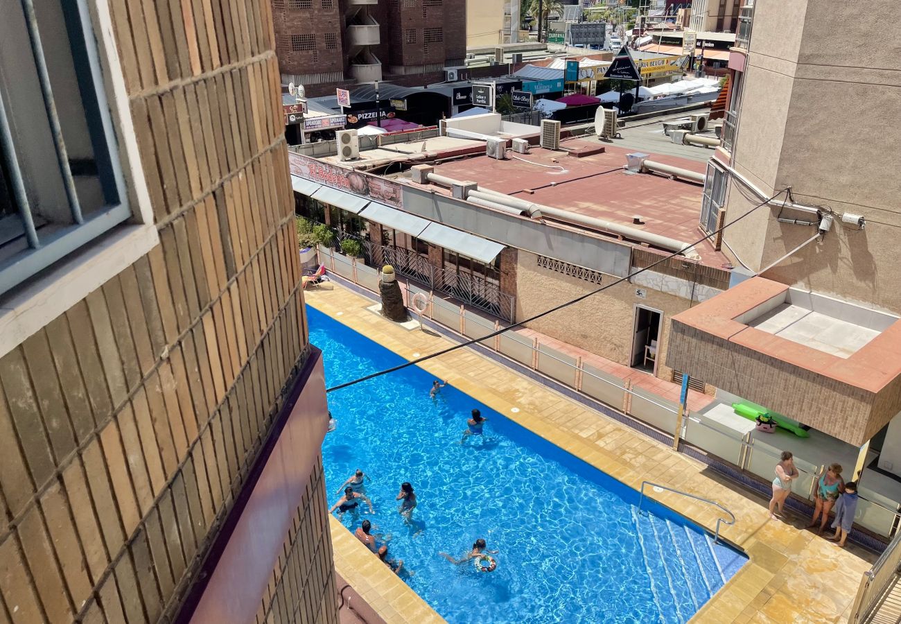 Apartamento en Benidorm - GERONA CENTER APARTMENT (R130)