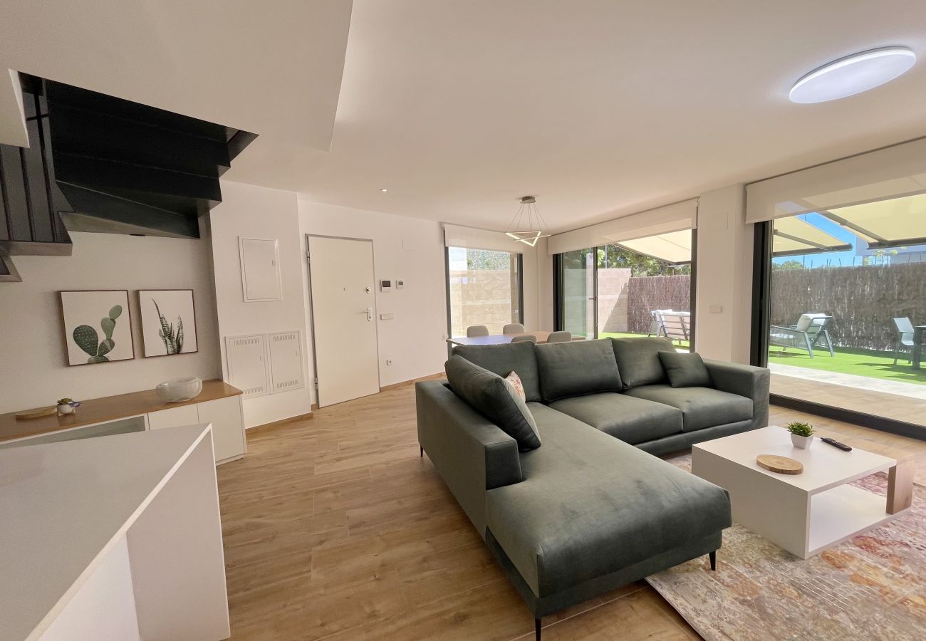Bungalow en Villajoyosa - ALLON BAY DUPLEX (R131)