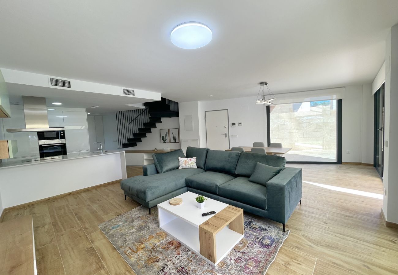 Bungalow en Villajoyosa - ALLON BAY DUPLEX (R131)