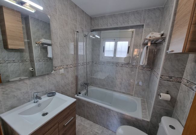 Apartamento en Benidorm - VERSALLES POOL LEVANTE R161 Apartamento en Benidorm - VERSALLES POOL LEVANTE R161