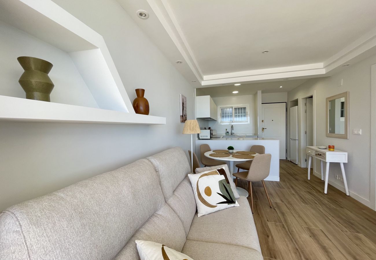 Apartamento en Benidorm - Poniente Beach Modern Apartment (R164)