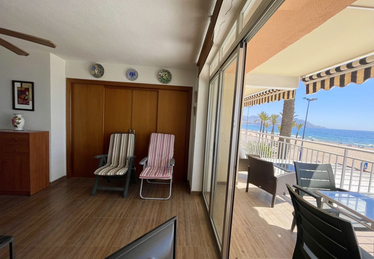 Apartamento en Benidorm - AZOR SEAFRONT PONIENTE BEACH R167