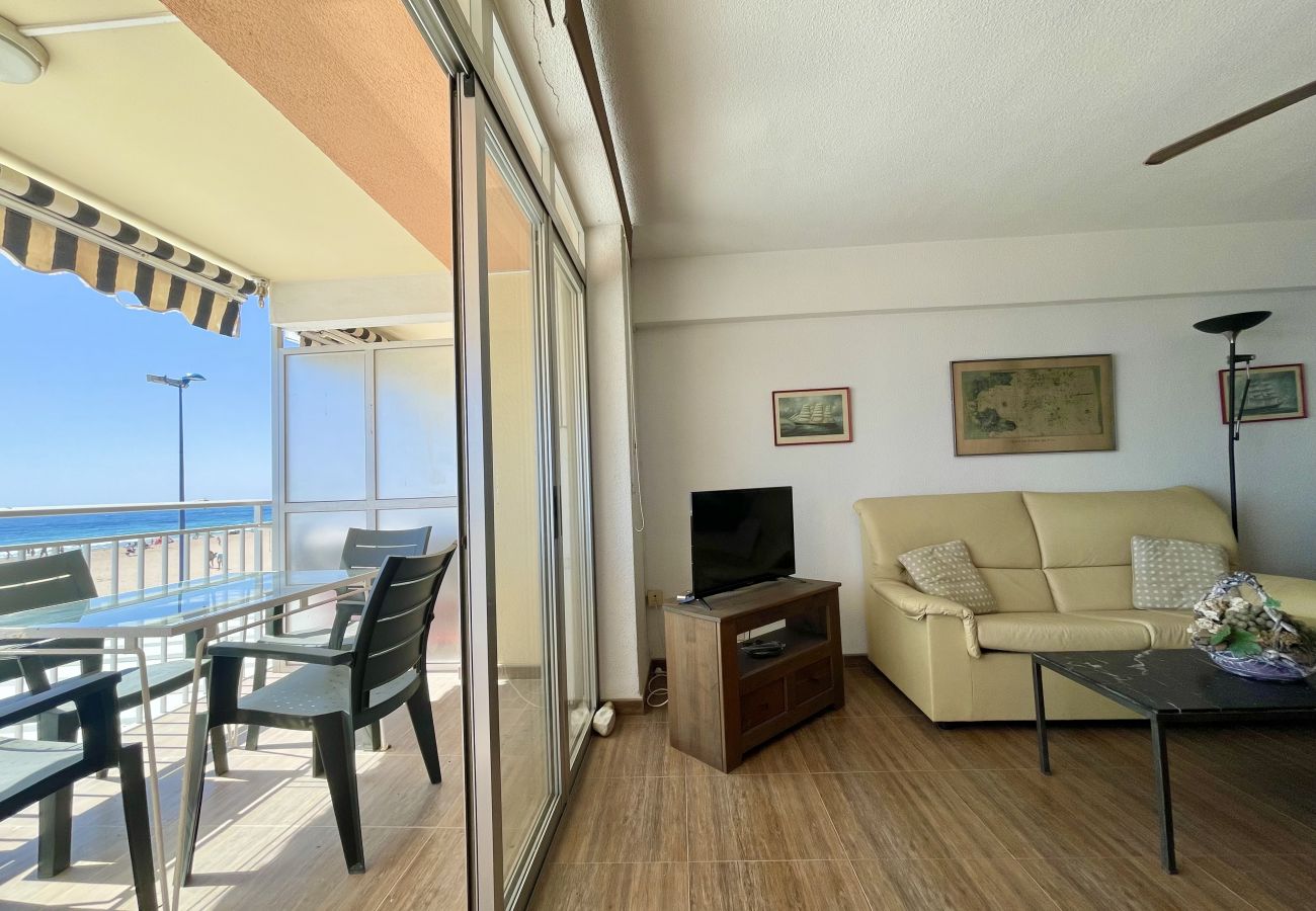 Apartamento en Benidorm - AZOR SEAFRONT PONIENTE BEACH R167