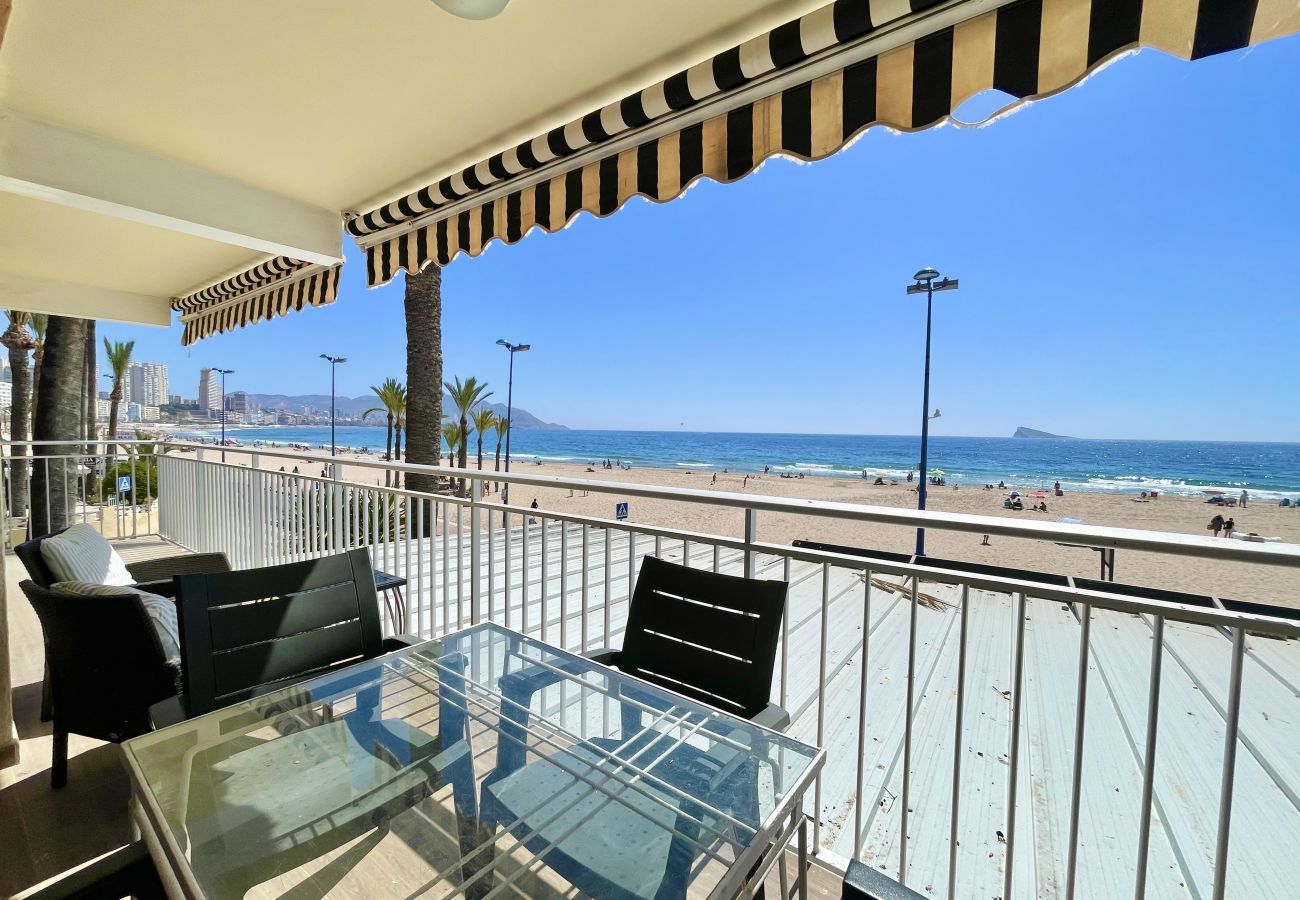 Apartamento en Benidorm - AZOR SEAFRONT PONIENTE BEACH R167