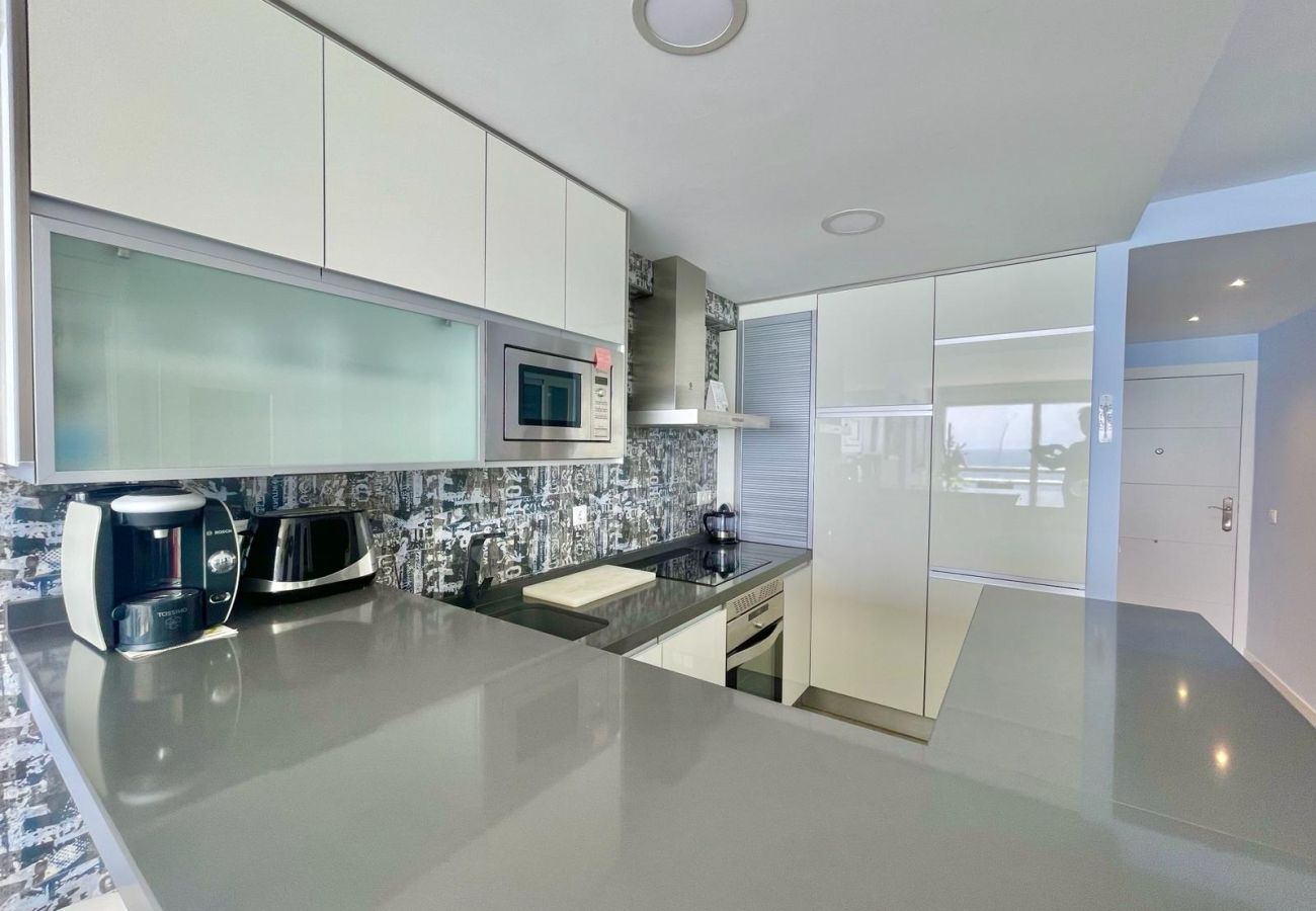 Apartamento en Benidorm - CAROLINA SEAFRONT LEVANTE N157