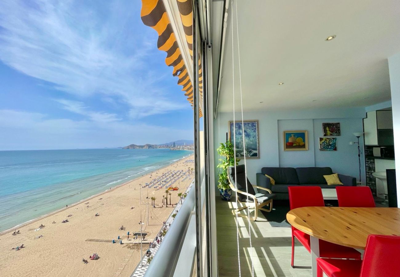 Apartamento en Benidorm - CAROLINA SEAFRONT LEVANTE N157