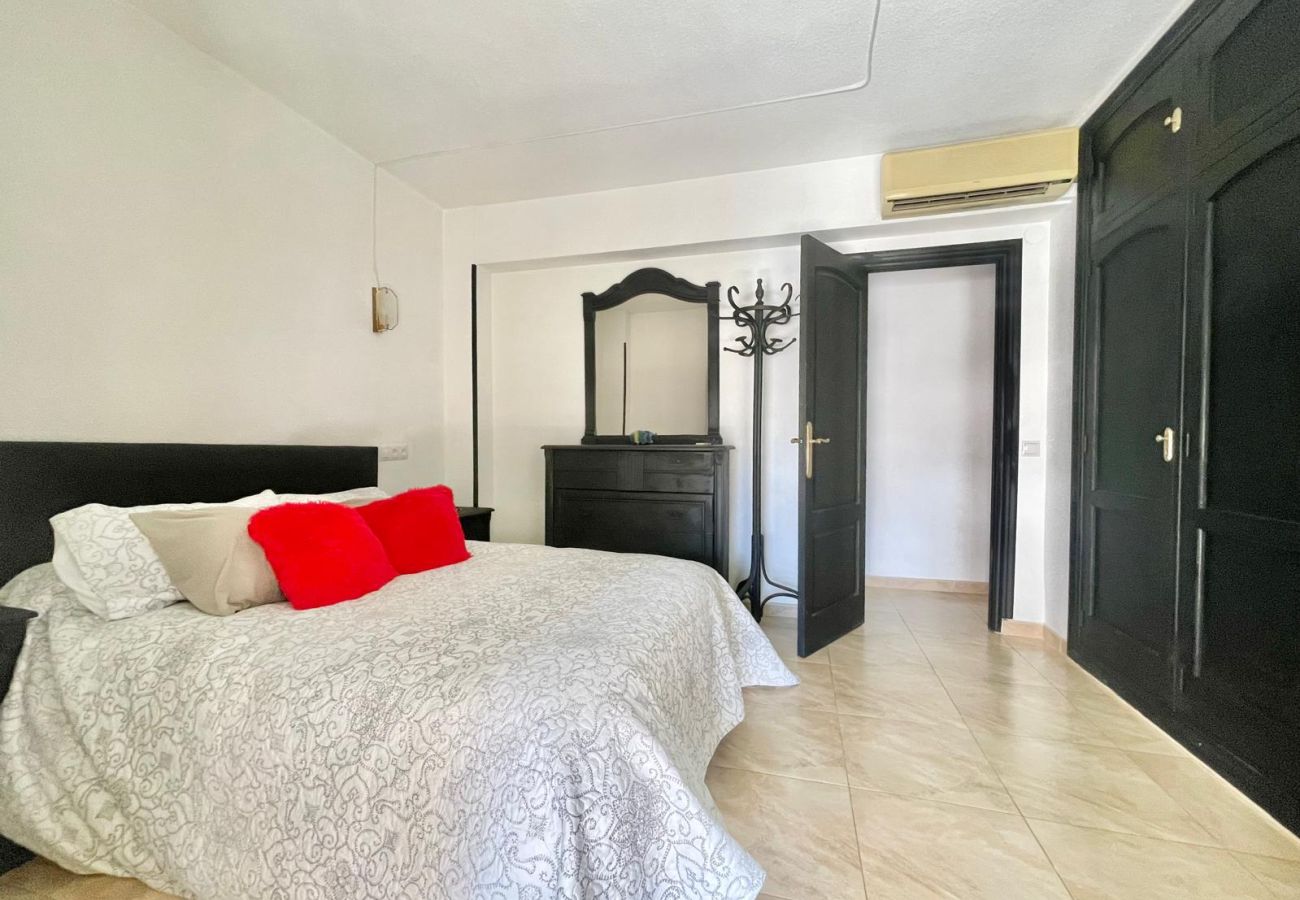 Apartamento en Benidorm - COMILLAS CENTER APARTMENT A086