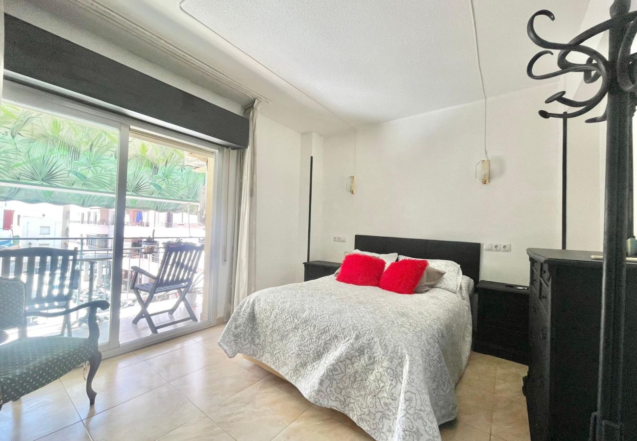 Apartamento en Benidorm - COMILLAS CENTER APARTMENT A086