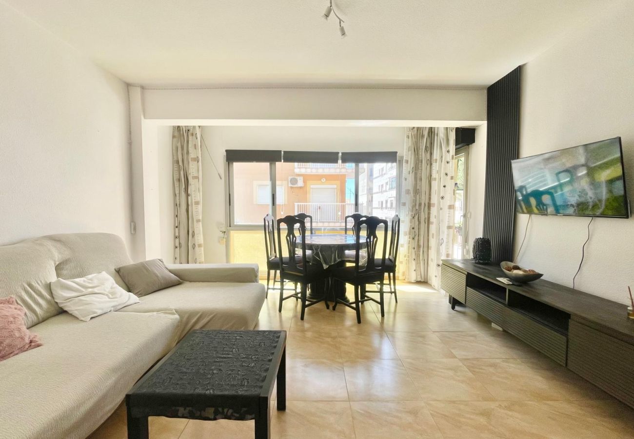 Apartamento en Benidorm - COMILLAS CENTER APARTMENT A086