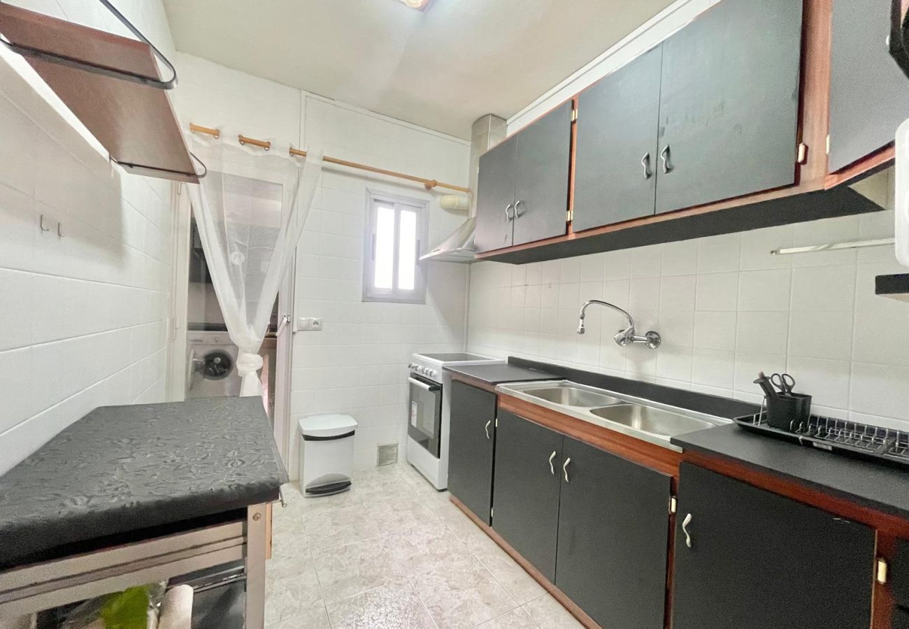 Apartamento en Benidorm - COMILLAS CENTER APARTMENT A086