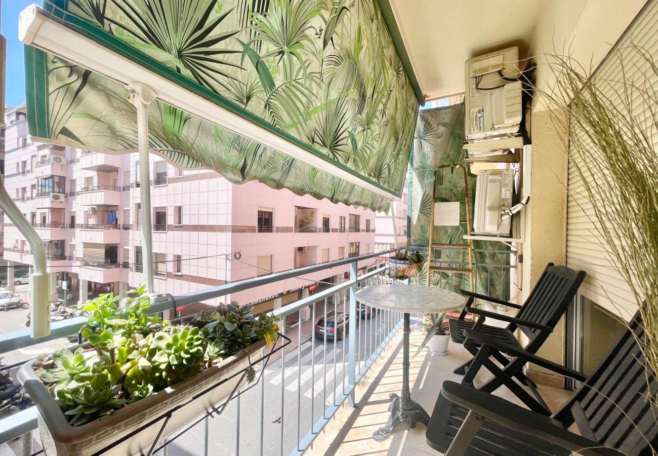 Apartamento en Benidorm - COMILLAS CENTER APARTMENT A086