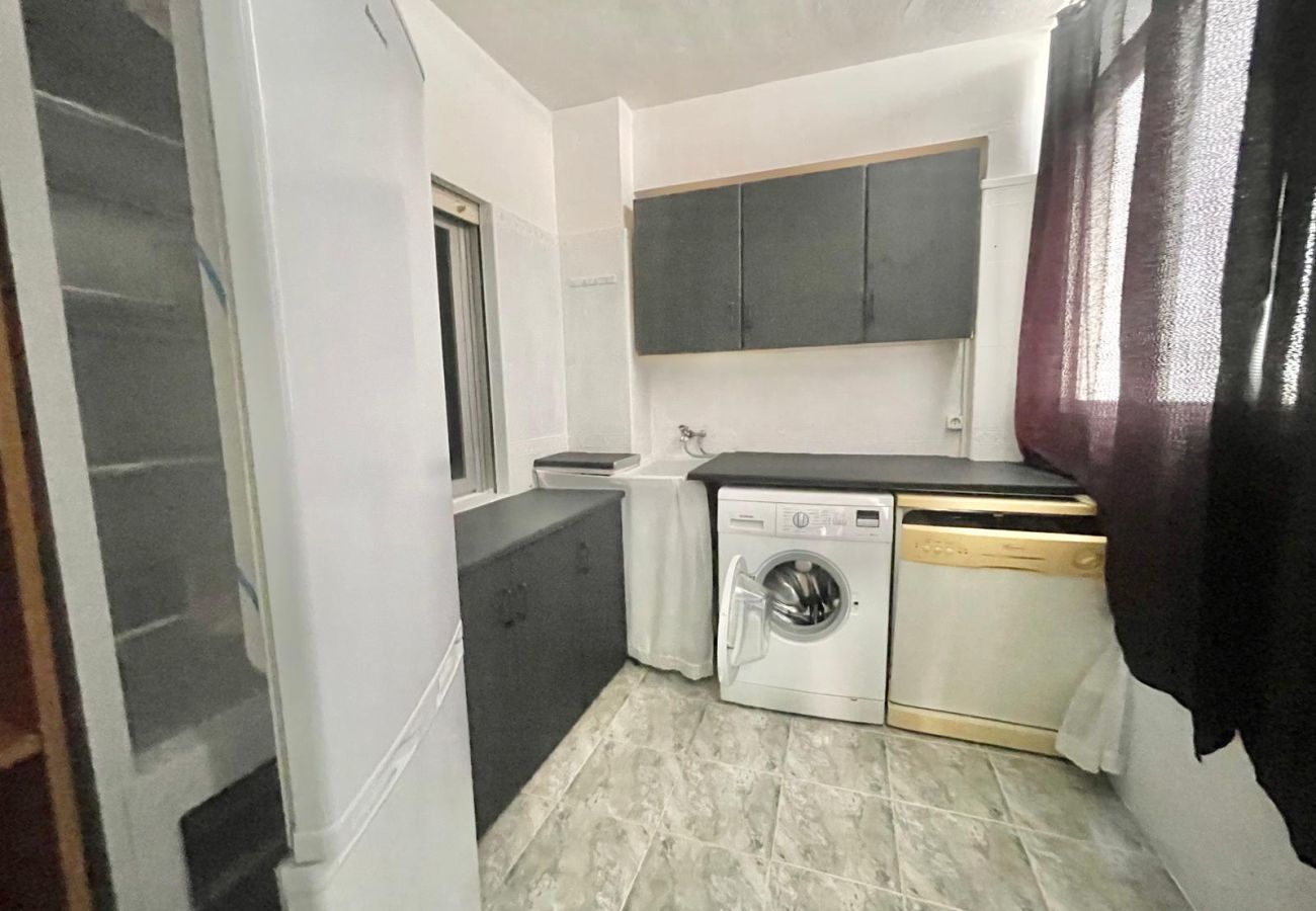 Apartamento en Benidorm - COMILLAS CENTER APARTMENT A086