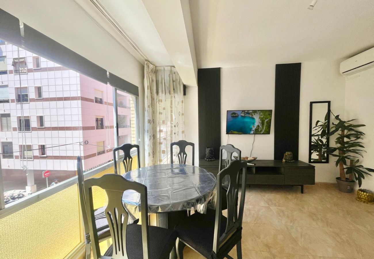 Apartamento en Benidorm - COMILLAS CENTER APARTMENT A086