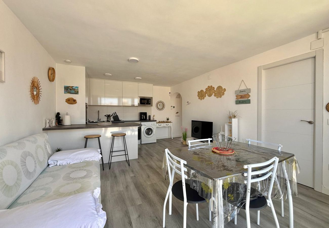 Apartamento en Benidorm - Cozy Apartment La Siesta de Léane A097