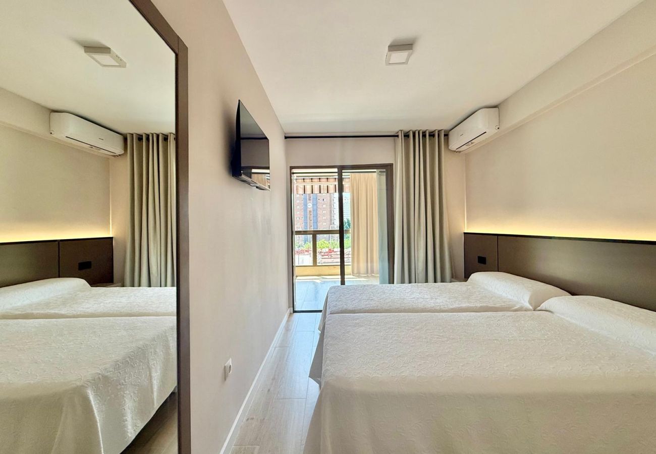Apartamento en Benidorm - GEMELOS 2 MODERN STYLE ACCOMMODATION (N039)