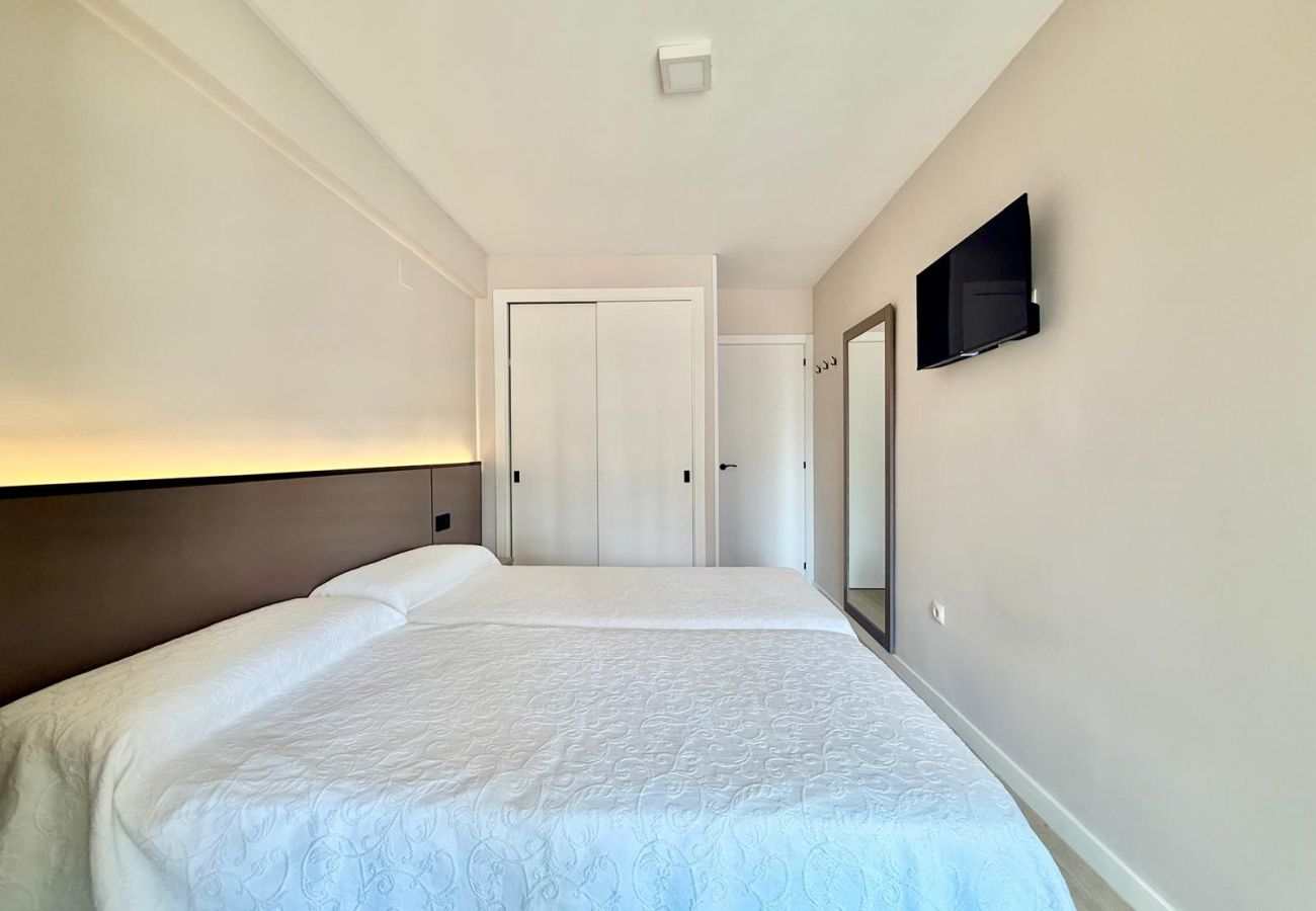 Apartamento en Benidorm - GEMELOS 2 MODERN STYLE ACCOMMODATION (N039)