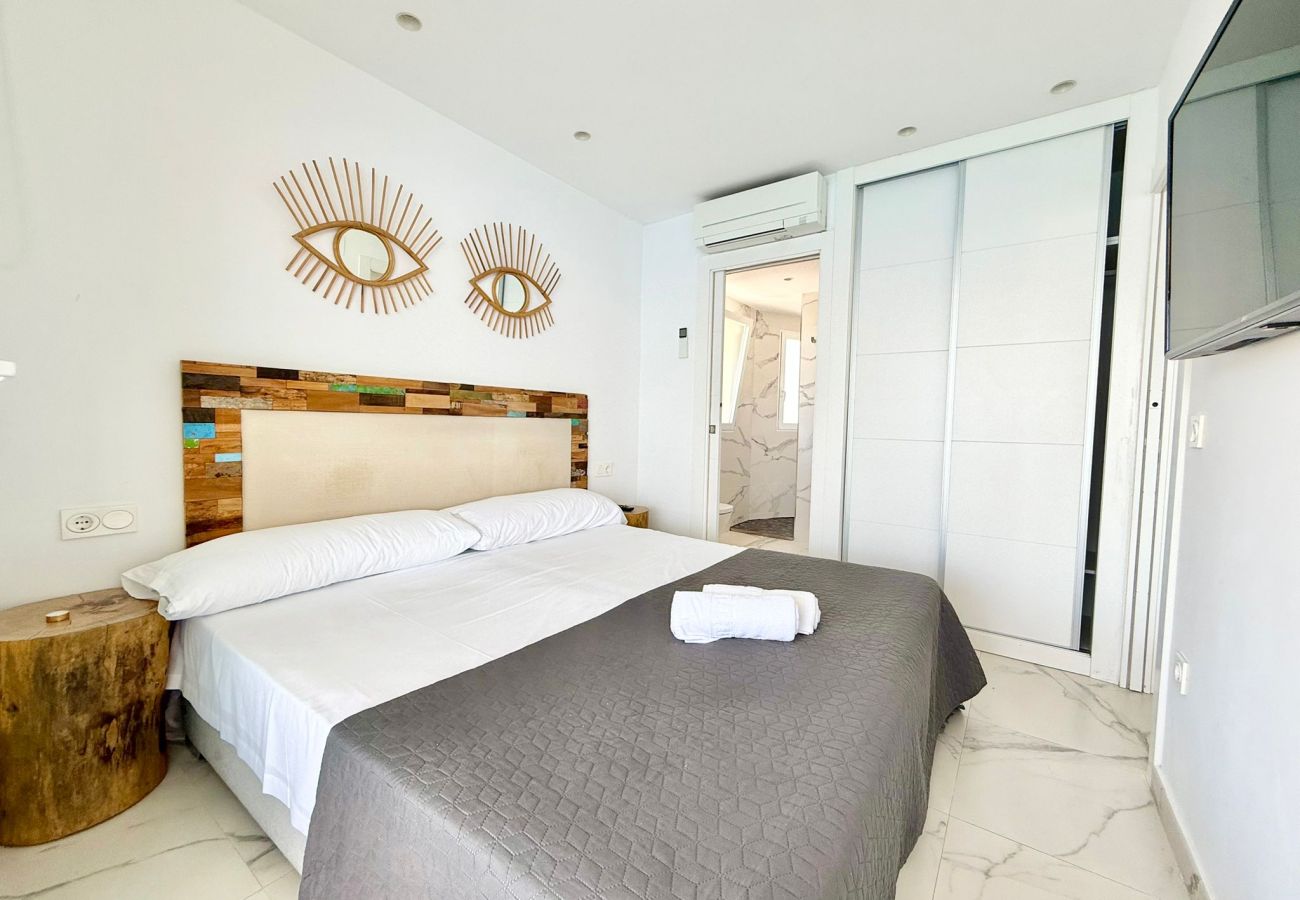 Apartamento en Benidorm - LUXURY BENIDORM FRONTLINE APARTMENT LEVANTE (A053)