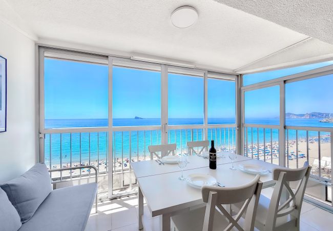 Apartamento en Benidorm - SEAFRONT BEACH STUNNING VIEWS APARTMETNT (R194)