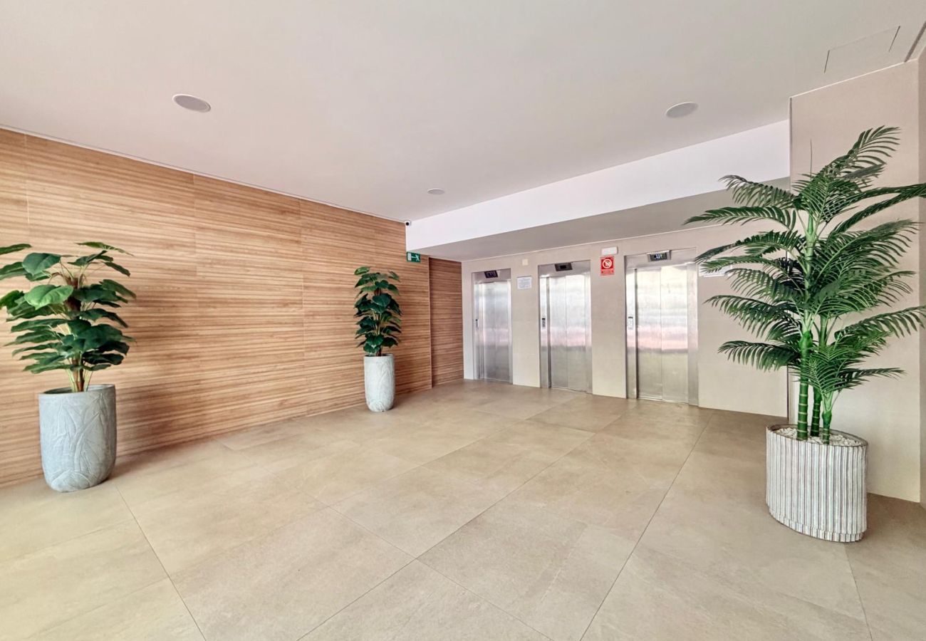 Apartamento en Benidorm - MARISCAL LEVANTE BEACH APARTMENT R200