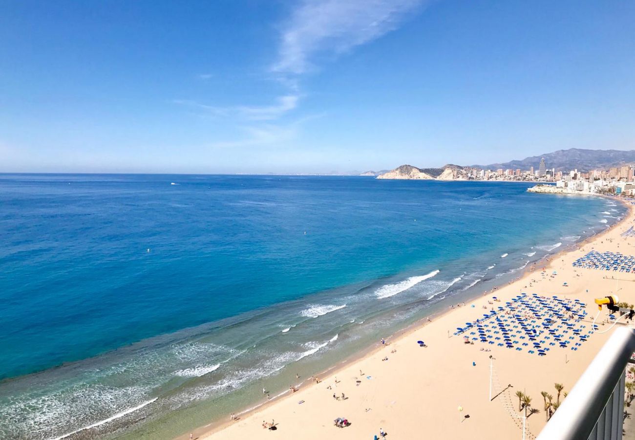 Apartment in Benidorm - LOVELY LEVANTE SEAFRONT BLUELINE R052