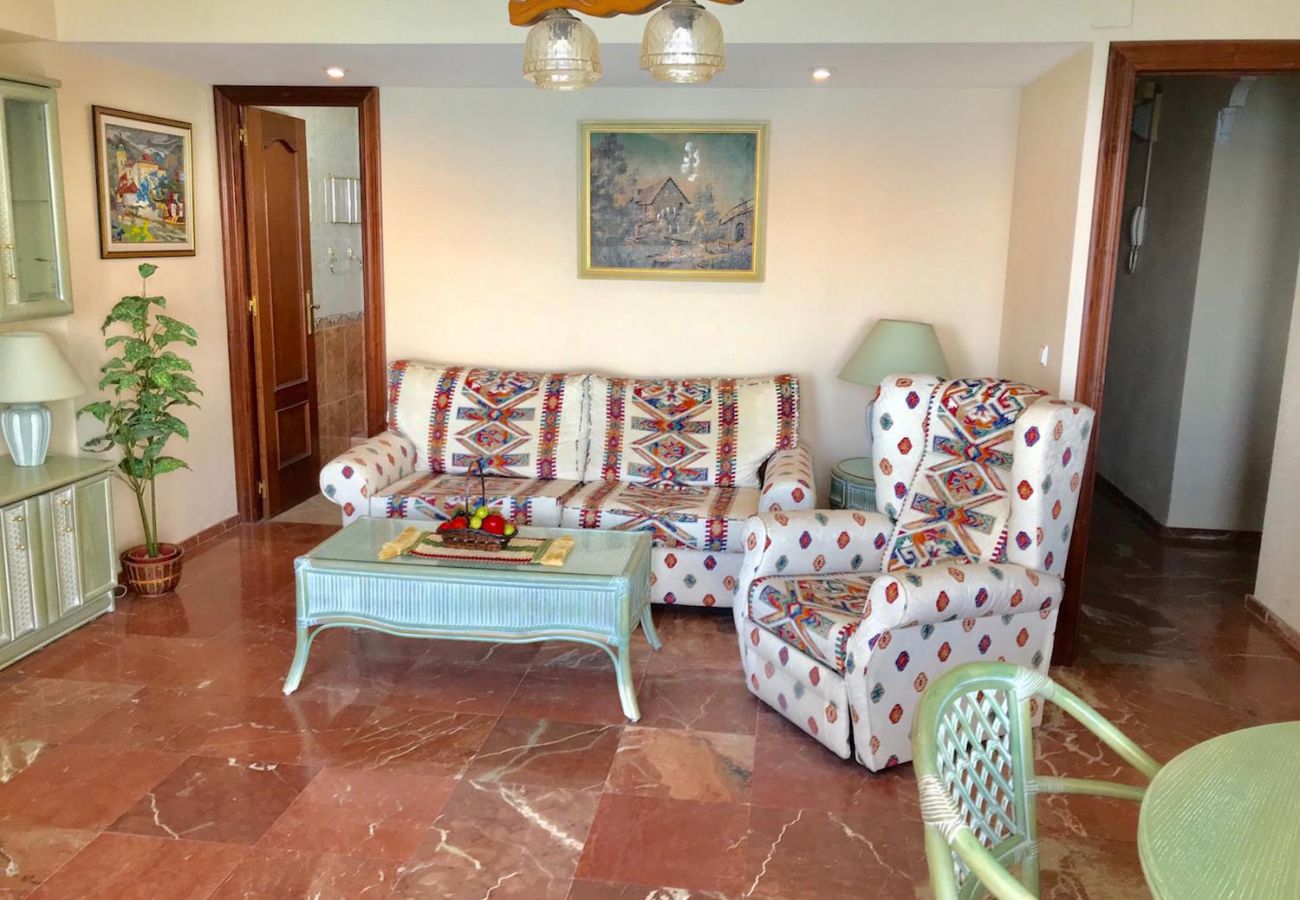 Apartment in Benidorm - LOVELY LEVANTE SEAFRONT BLUELINE R052