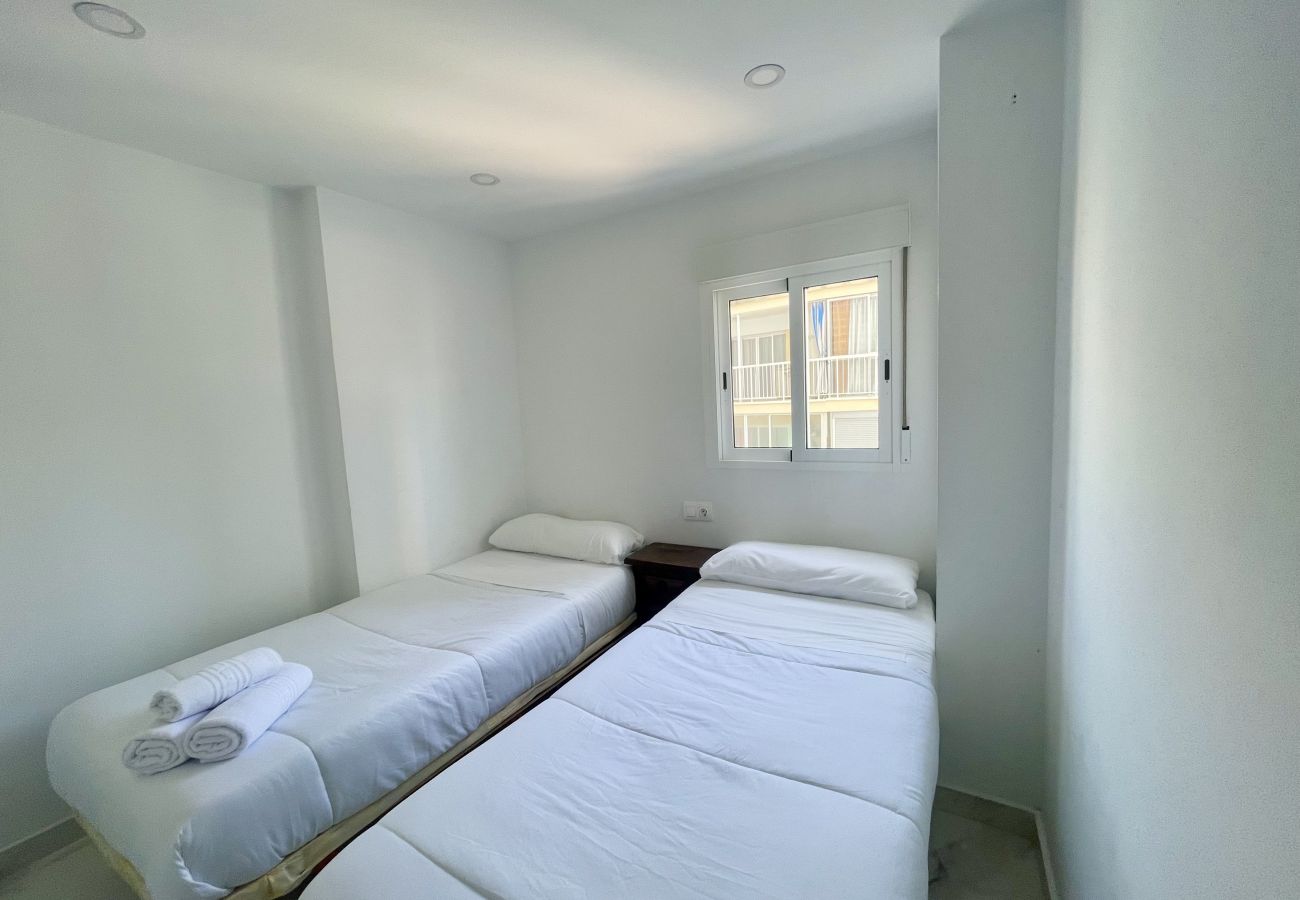 Apartment in Benidorm - COBLANCA LEVANTE BLUELINE R038