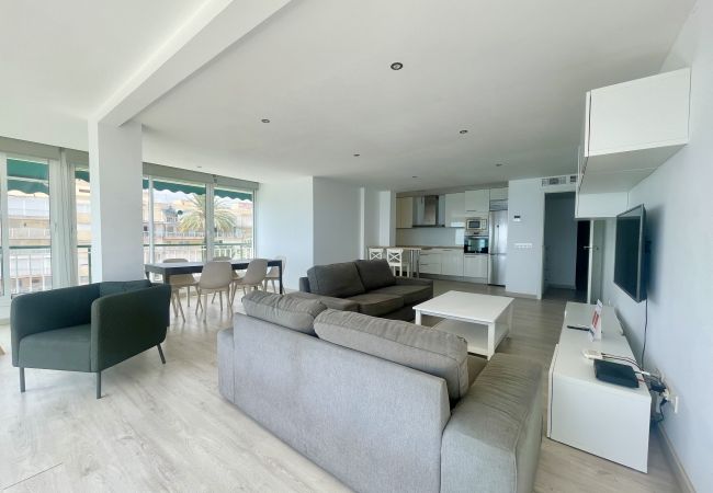 Apartment in Benidorm - PRINCIPADO LEVANTE BLUELINE R037