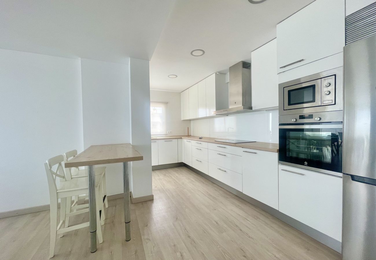 Apartment in Benidorm - PRINCIPADO LEVANTE BLUELINE R037
