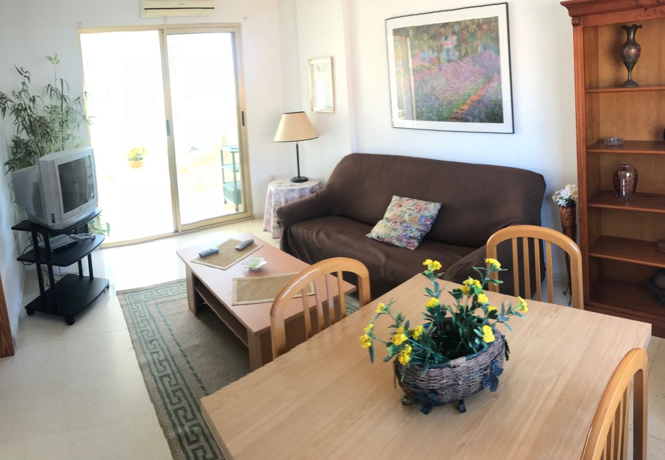 Apartment in Benidorm - APARTMENT IN PONIENTE BEACH R033