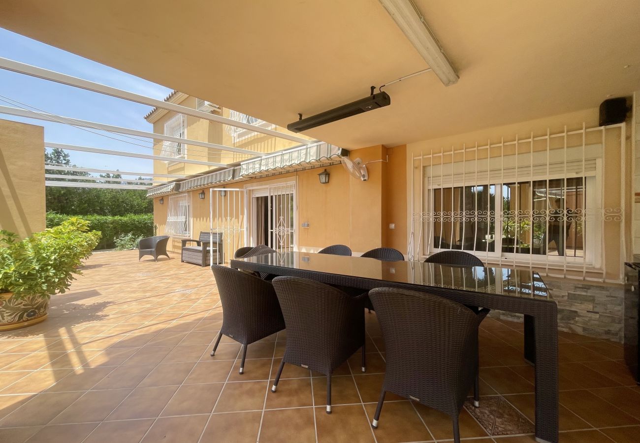 Villa in Benidorm - VILLA BENIDORM LEVANTE BEACH BLUELINE R002