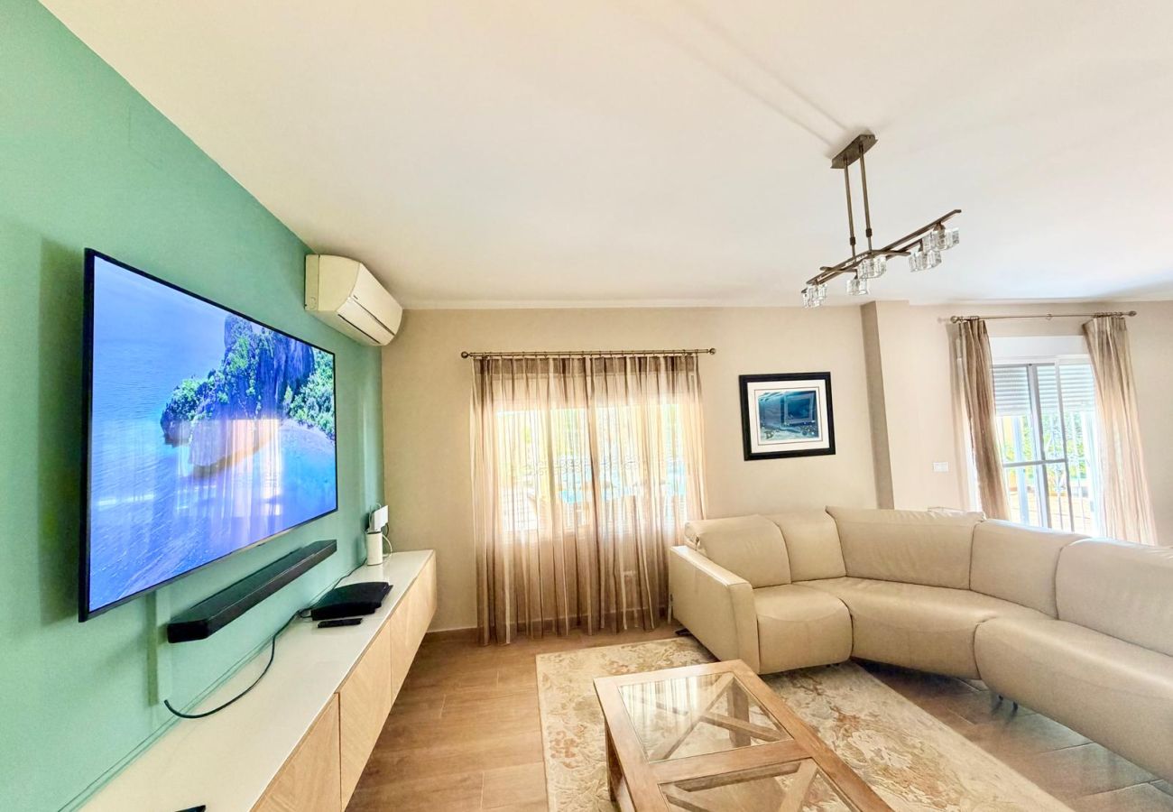 Villa in Benidorm - VILLA BENIDORM LEVANTE BEACH BLUELINE R002