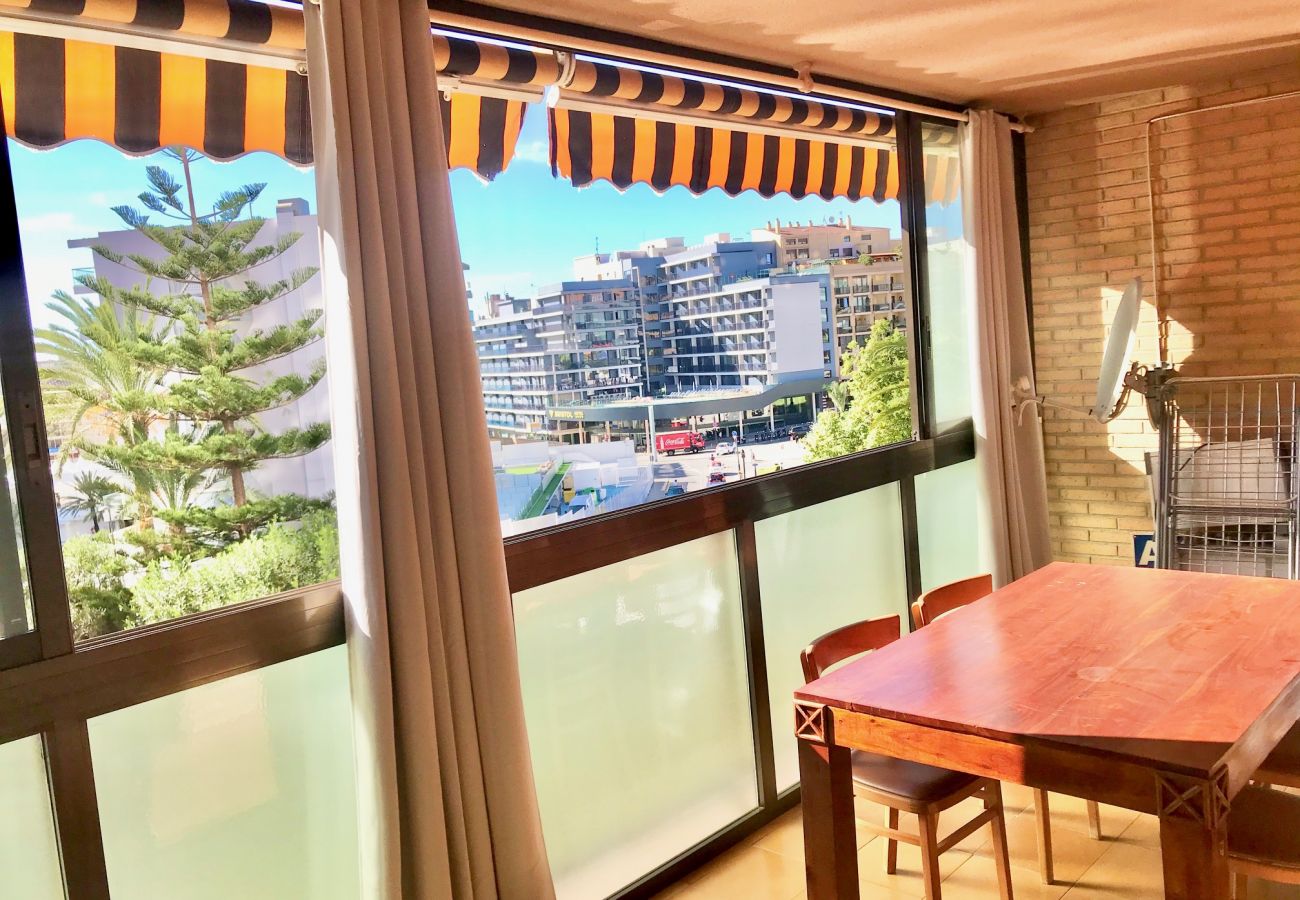 Apartment in Benidorm - ALBAIDA BLUELINE R015