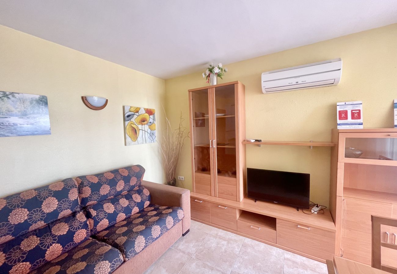 Apartment in Benidorm - REX APARTMENT LEVANTE BEACH R004