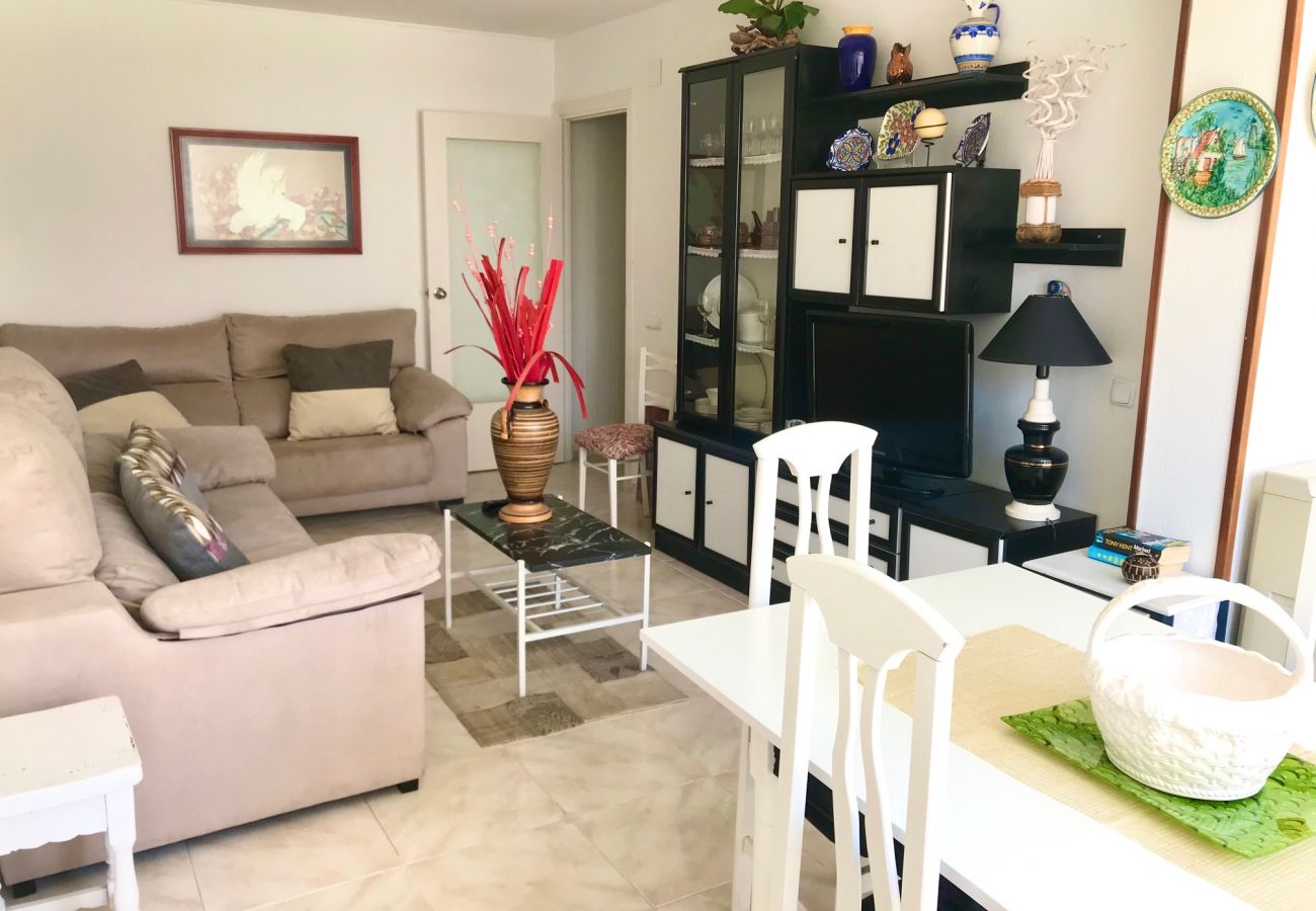 Apartment in Benidorm - MEDITERRANEAN AVENUE APARTMENT R019