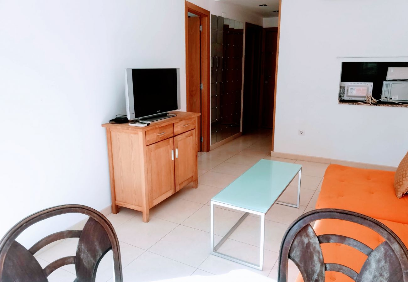 Apartment in Benidorm - TORREMAR APARTMENT R031