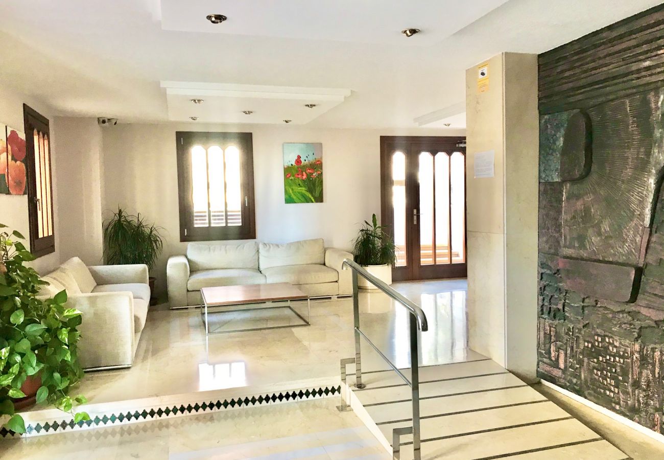 Apartment in Benidorm - TORRE VALENCIA BLUELINE R044