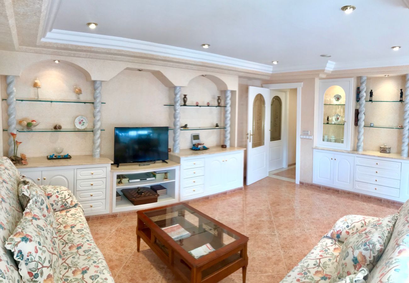 Apartment in Benidorm - EUROPA APARTMENT R068